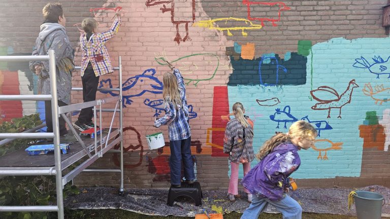 Verbinden met handen en voeten